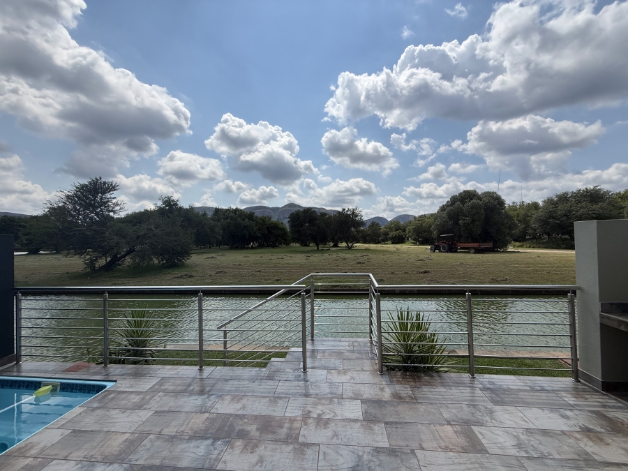 3 Bedroom Property for Sale in The Islands Estates North West